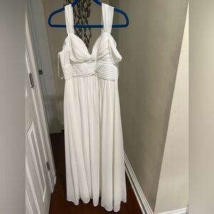 Lulus Size M Make Me Move White Maxi Dress